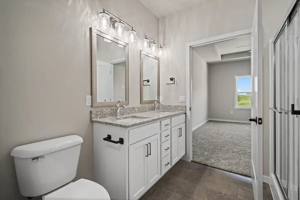 Holland Fields Homes Condos, Primary Suite
